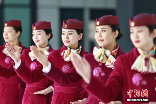 以專業(yè)姿態(tài)迎八方來客 重慶高鐵乘務員服務禮儀培訓紀實